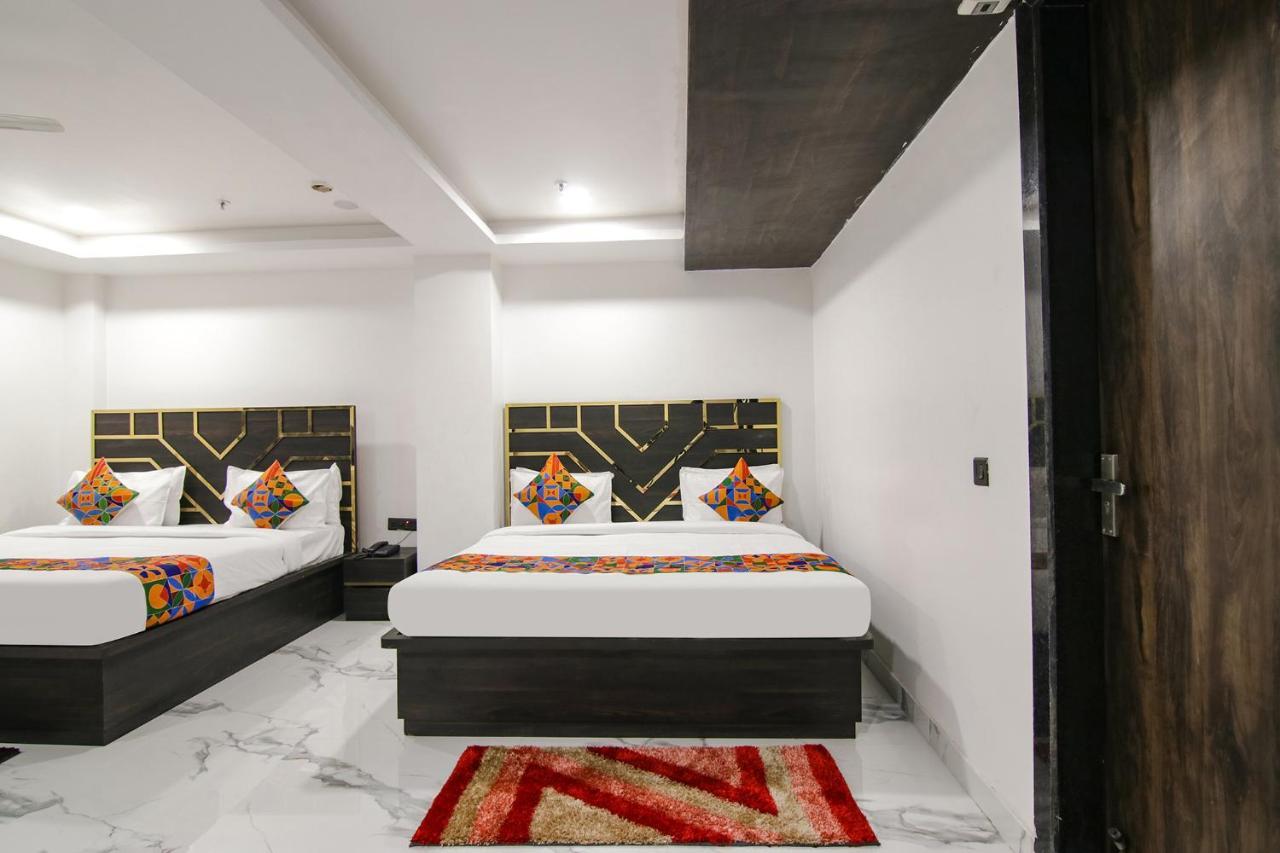 Fabhotel Greysky New Delhi Exterior photo